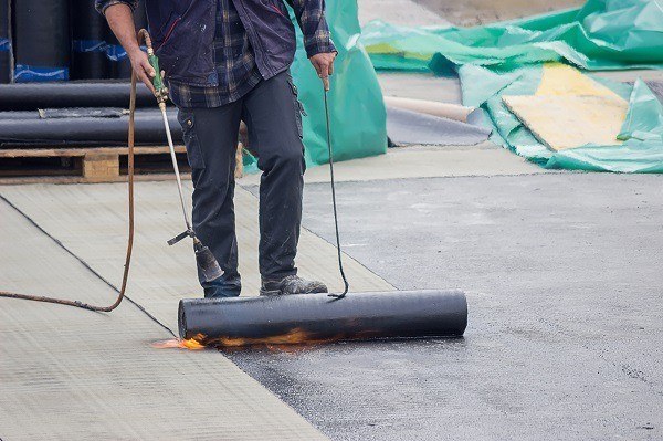 איטום גגות ברחובות